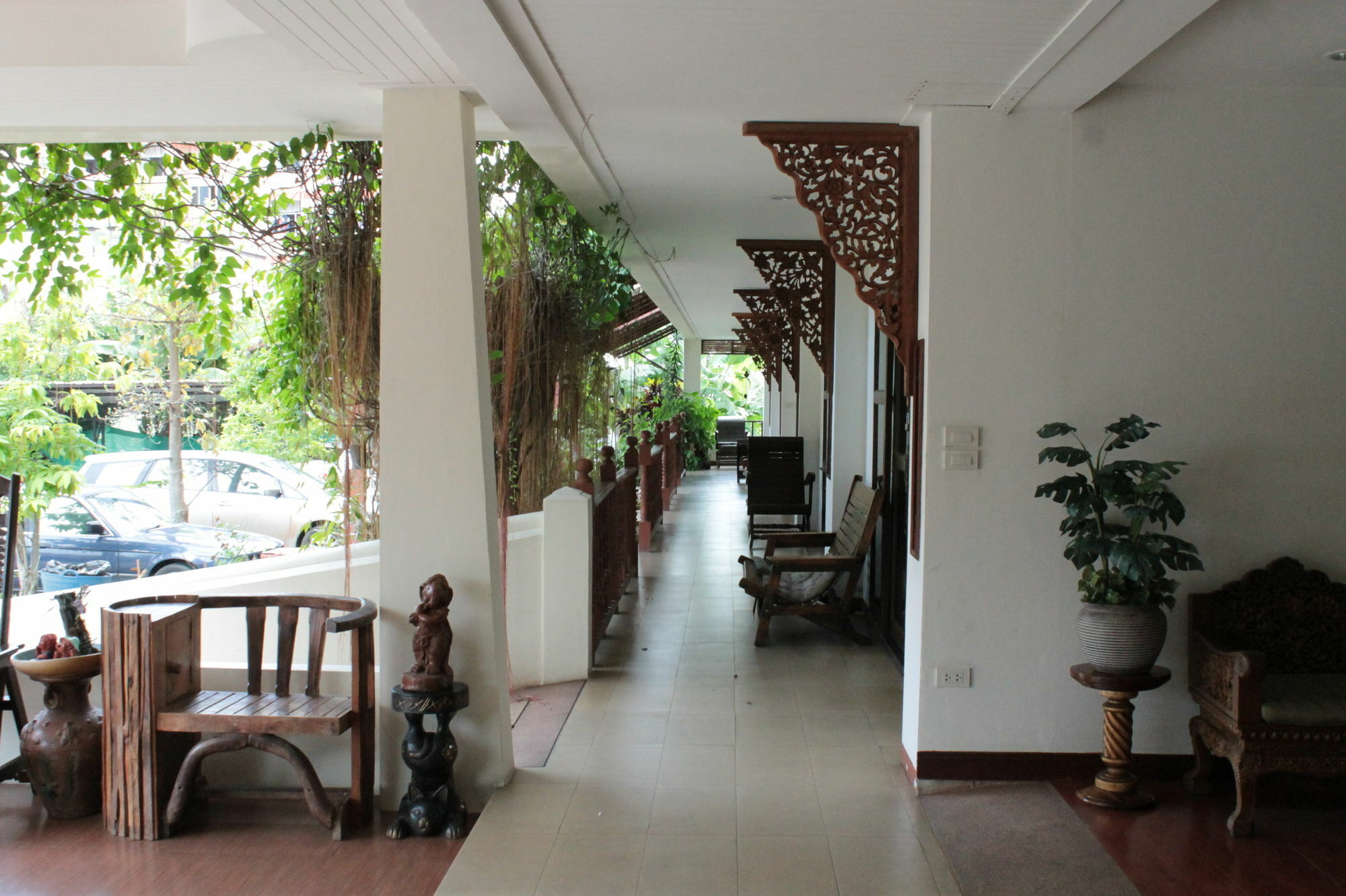 Flora House Hotel Chiang Mai Exterior photo